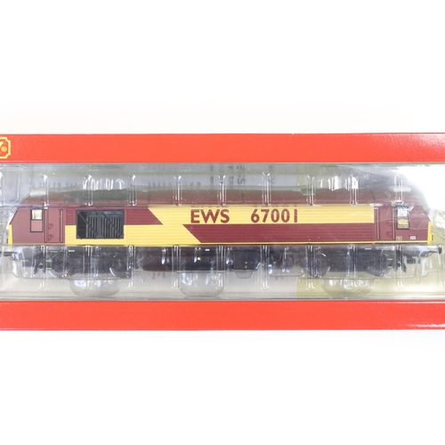 36 - Two boxed Hornby OO gauge locomotives to include R3166 GWR 4-6-0 Star Class Knight of the Grand Cros... 