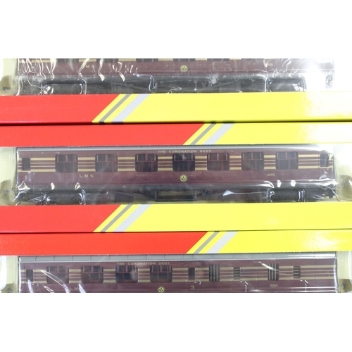 37 - Boxed Hornby Railroad R4873 LMS Coronation Scot Coach Pack, complete and excellent