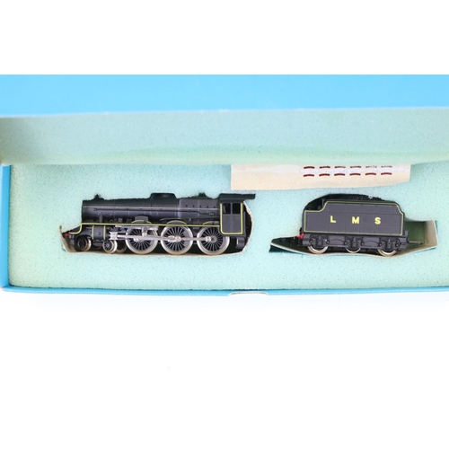 49 - Four boxed / cased N gauge locomotives to include Peco Jubilee NL21, Graham Farish 1706 LMS 16389 0-... 