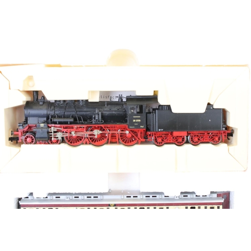 51 - Boxed Fleischmann HO gauge 4888 Ruhr Schnellverkehr II set complete with locomotive & 3 x coaches pl... 