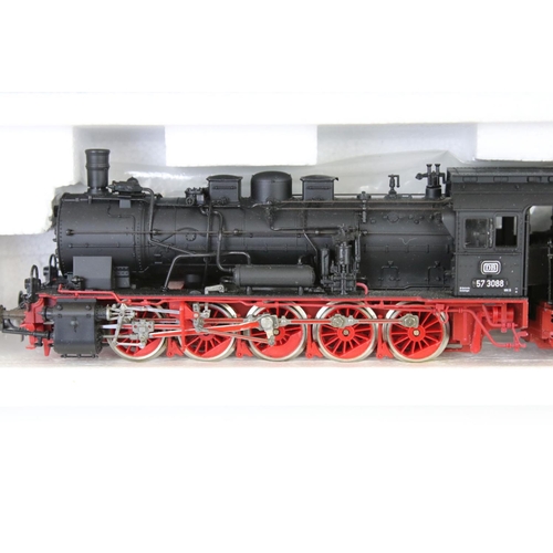 57 - Three boxed Roco HO gauge locomotives to include 43659 DB E1B, 43271 and 04116A