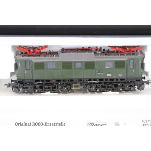 57 - Three boxed Roco HO gauge locomotives to include 43659 DB E1B, 43271 and 04116A