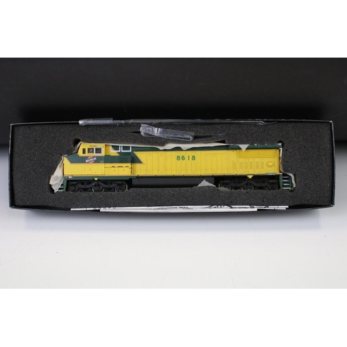 59 - Two boxed Bachmann Spectrum HO gauge locomotives to include 86023 GF Dash 8-40CW Diesel Locomotive C... 