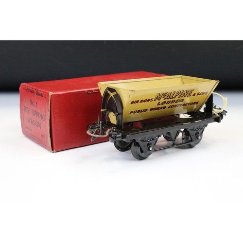 62 - Boxed Hornby Dublo LT25 LMR 8F 2-8-0 Freight Locomotive and tender plus 4 x boxed Hornby Dublo items... 