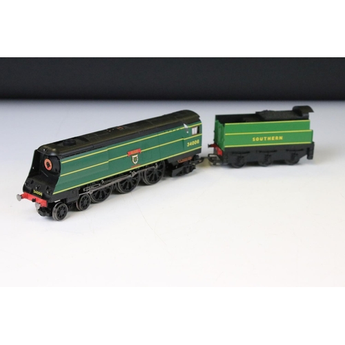 69 - Three Hornby OO gauge locomotives to include 2 x Bideford and 1 x Bude, all Southern with green live... 