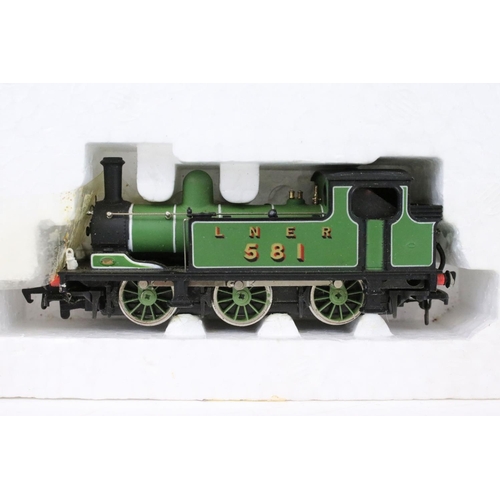 70 - Five OO / HO gauge locomotives to include boxed Bachmann 31050 LNER 0-6-0T J72 Class, boxed Triang R... 