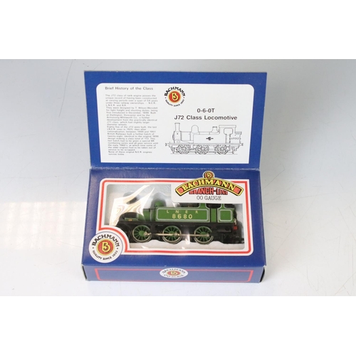 70 - Five OO / HO gauge locomotives to include boxed Bachmann 31050 LNER 0-6-0T J72 Class, boxed Triang R... 