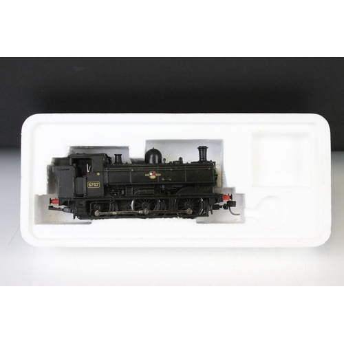 79 - Two boxed OO gauge locomotives to include Oxford OR76DG001 2309 Deans Goods GWR Lined and Bachmann 0... 