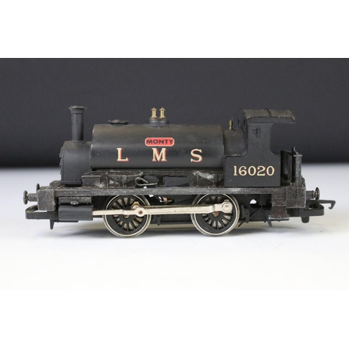 82 - 16 OO gauge locomotives to include Hornby Queen Elizabeth II in maroon livery, Hornby Monty LMS in b... 