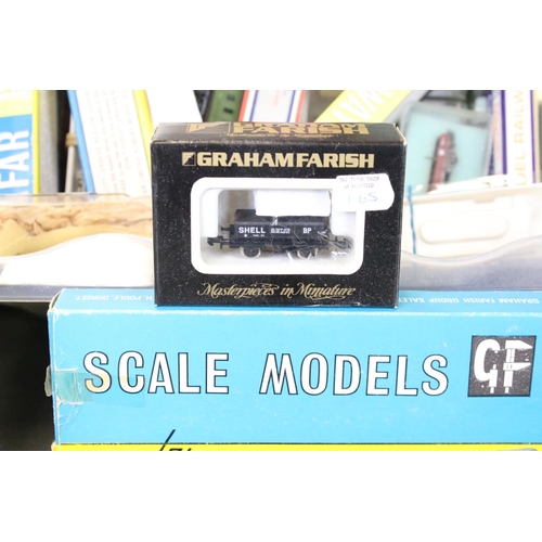 116 - Around 95 boxed & cased N gauge items of rolling stock to include Minitrix, Graham Farish, Model Pow... 