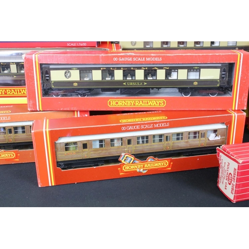 117 - 15 Boxed OO gauge items of rolling stock to include 3 x Bachmann, 10 x Hornby / Triang and 2 x Hornb... 