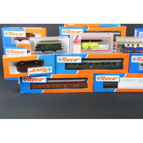 120 - 25 Boxed HO items of rolling stock to include 13 x Roco, 5 x Fleischmann, 1 x Lima, 5 x Jouef, and 1... 