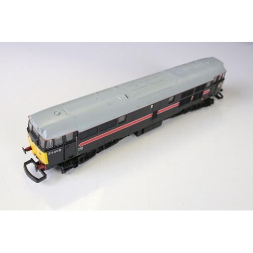 131 - Two OO gauge Lima locomotives to include King George V and 31468 Diesel