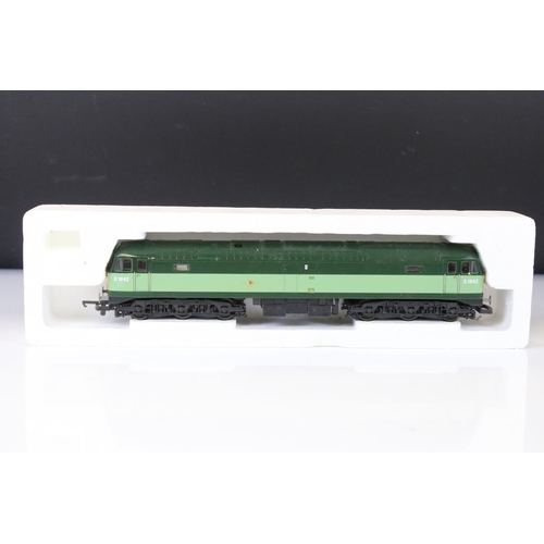 134 - Five OO gauge Diesel locomotives to include 2 x Lima (1 x with box), Hornby Western Courier, Triang ... 