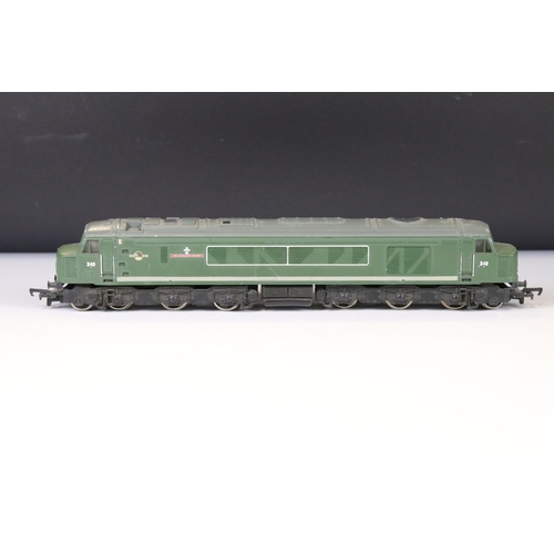 134 - Five OO gauge Diesel locomotives to include 2 x Lima (1 x with box), Hornby Western Courier, Triang ... 