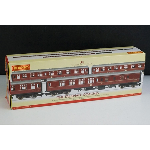 13 - Boxed Hornby OO gauge R4252 The Talisman Coaches Coach Pack, complete