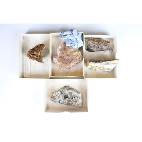 306 - A large collection of mineral specimens to include Quartz, Valentine, Perovskite, Fluorite...etc..