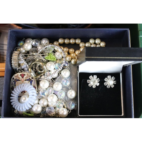 310 - A large collection of mainly contemporary costume jewellery to include necklaces, bracelets, watches... 