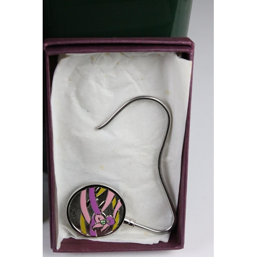 310 - A large collection of mainly contemporary costume jewellery to include necklaces, bracelets, watches... 