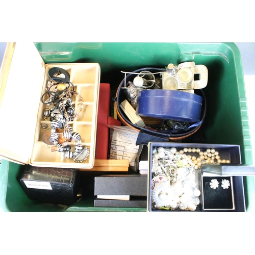 310 - A large collection of mainly contemporary costume jewellery to include necklaces, bracelets, watches... 