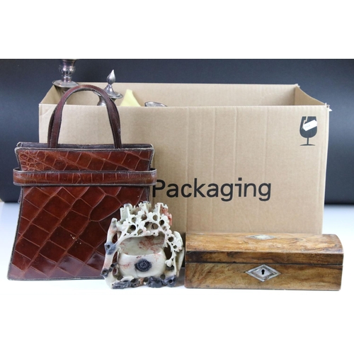 Lot 382       