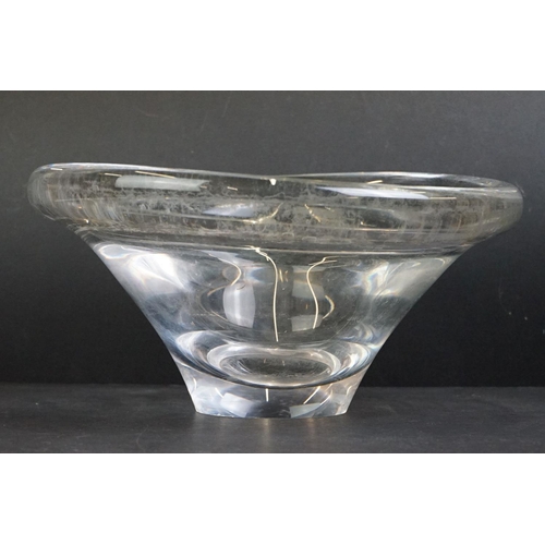 42 - 20th century Scandinavian curvilinear clear glass bowl, likely Holmegaard, measures approx 31cm wide