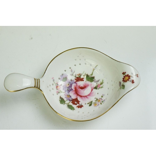 59 - Royal Crown Derby Imari miniature kettle & cover (8.5cm high), together a group Royal Crown Derby 'D... 