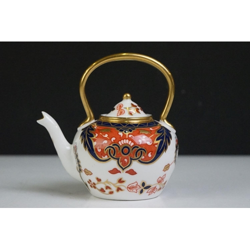 59 - Royal Crown Derby Imari miniature kettle & cover (8.5cm high), together a group Royal Crown Derby 'D... 