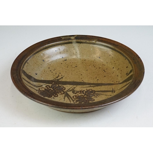 83 - Two late 19th / early 20th century stoneware dairy bowls (largest 29.5cm diameter), together with a ... 