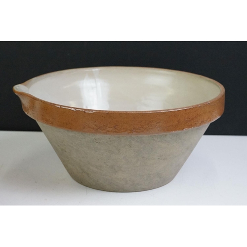 83 - Two late 19th / early 20th century stoneware dairy bowls (largest 29.5cm diameter), together with a ... 