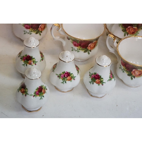 97 - Royal Albert 'Old Country Roses' tea ware, dinnerware & ceramics, to include teapot & cover, coffee ... 