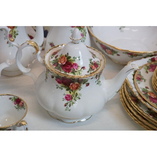 97 - Royal Albert 'Old Country Roses' tea ware, dinnerware & ceramics, to include teapot & cover, coffee ... 