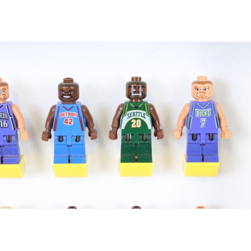 235 - Lego - 18 Original NBA minifigures to include Kobe Bryant in purple Lakers, Vince Carter, Tracy McGr... 