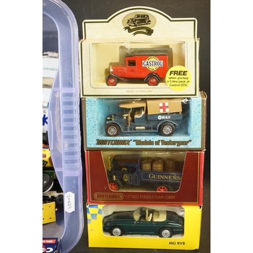 1184 - Collection of boxed and unboxed diecast models to include 2 x boxed Matchbox Models Of Yesteryear, 1... 