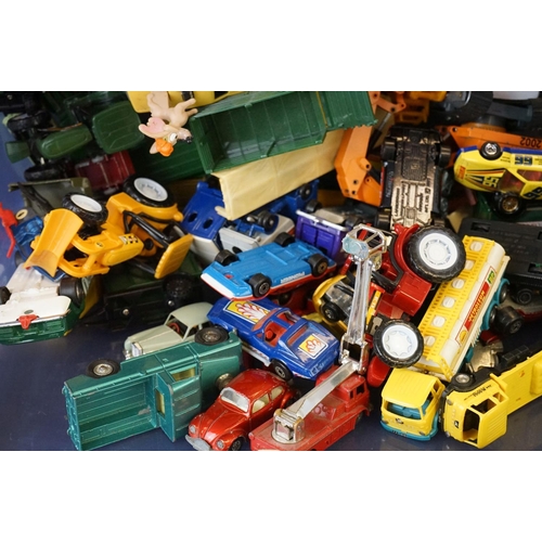 1184 - Collection of boxed and unboxed diecast models to include 2 x boxed Matchbox Models Of Yesteryear, 1... 