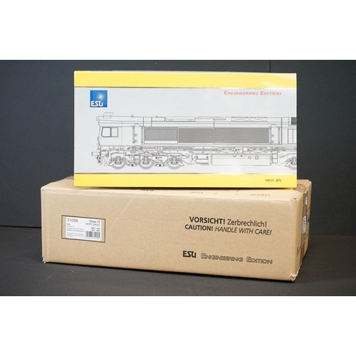 175 - Boxed ESU HO gauge 31056 Class 77 HHPI 29002 locomotive in blue, with outer trade box