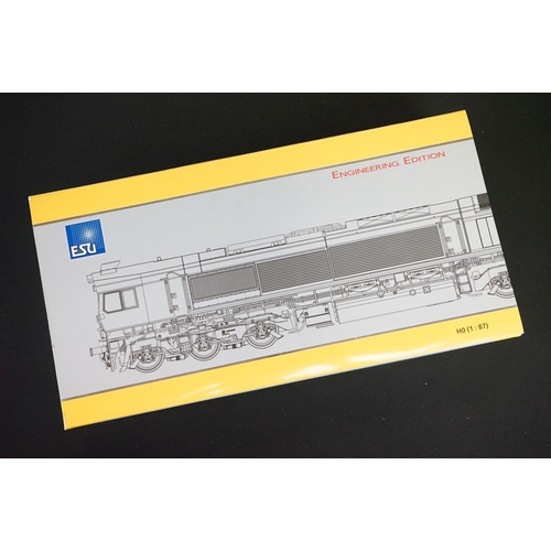 175 - Boxed ESU HO gauge 31056 Class 77 HHPI 29002 locomotive in blue, with outer trade box