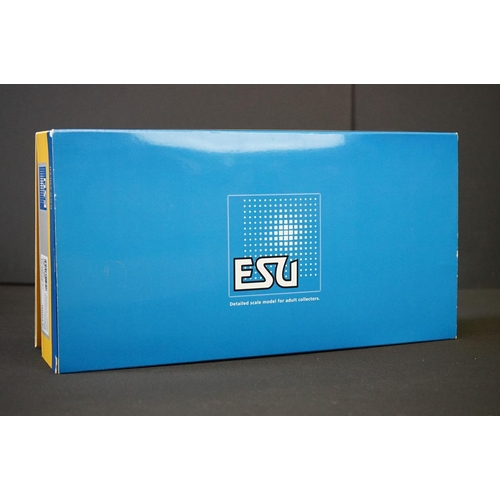 175 - Boxed ESU HO gauge 31056 Class 77 HHPI 29002 locomotive in blue, with outer trade box