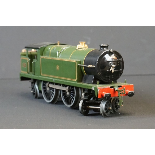 182 - Hornby O gauge GWR 4-4-2 2221 locomotive (a few areas of paint loss but vg overall) plus a boxed Hor... 