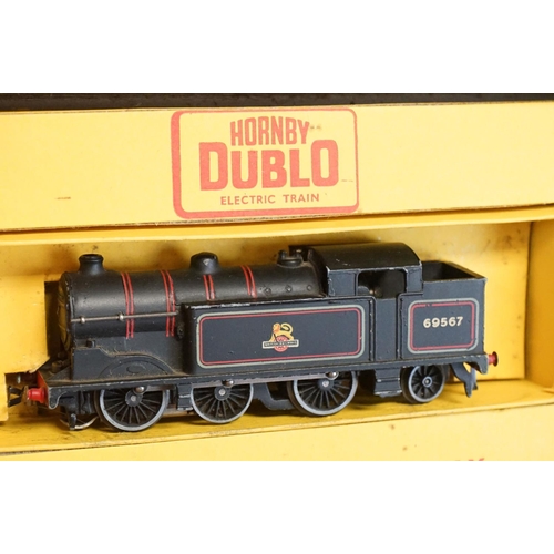 185 - Quantity of Hornby Dublo model railway to include boxed EDG16 0-6-2 Tank Goods Set, various boxed & ... 