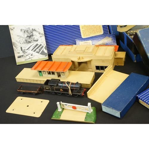 193 - Quantity of Hornby Dublo model railway to include boxed set containing Duchess of Montrose locomotiv... 