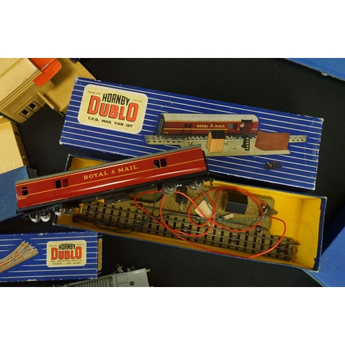 193 - Quantity of Hornby Dublo model railway to include boxed set containing Duchess of Montrose locomotiv... 