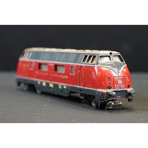 194 - Four boxed Marklin HO gauge locomotives to include 3021, 4062, 3003 & 3062, tatty boxes with tape re... 