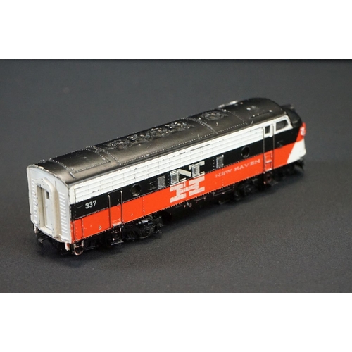 194 - Four boxed Marklin HO gauge locomotives to include 3021, 4062, 3003 & 3062, tatty boxes with tape re... 