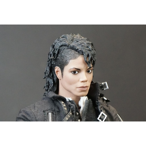 Boxed Hot Toys 1/6 DX03 Michael Jackson Bad Version figure Boxed Hot Toys 1/6 DX03 Michael Jackson Bad Version figure