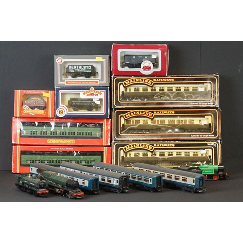 203A - Quantity of OO gauge model railway to include 9 x boxed items of rolling stock (3 x Palitoy Mainline... 