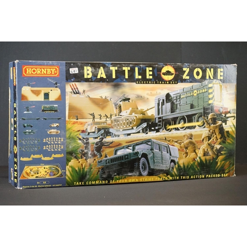 213A - Boxed Hornby OO gauge T1501 Battle Zone set, contents unchecked for completeness but appears gd with... 