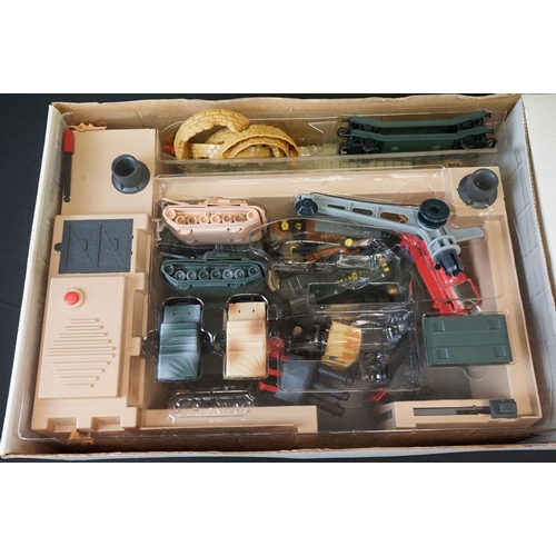 213A - Boxed Hornby OO gauge T1501 Battle Zone set, contents unchecked for completeness but appears gd with... 