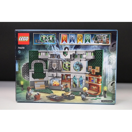 295 - Lego - Two boxed Harry Potter Wizarding World sets to include 76410 Slytherin House Banner and 76382... 