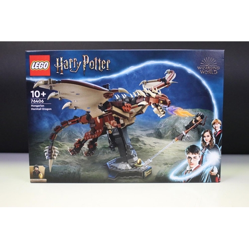 300 - Lego - Five boxed Harry Potter Wizarding World sets to include 76406, 76387, 75967, 40577 and 76400,... 